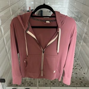 Vuori Halo Performance Hoodie - Rose